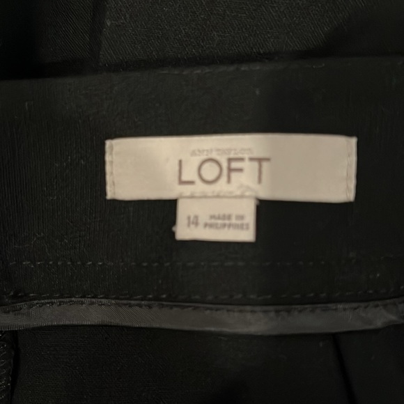 Black Pencil Skirt LOFT 14 - Picture 6 of 7